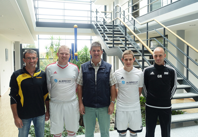 2015 - Handover of new jerseys to TSV Kammlach